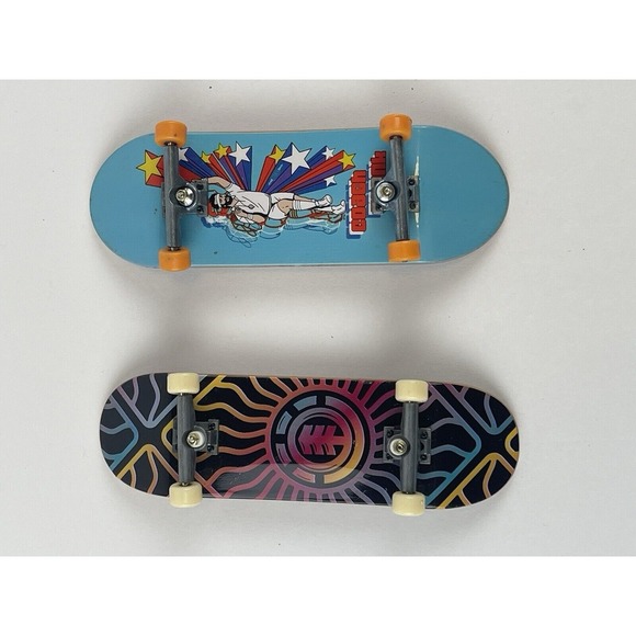 Other - Set Of Two Tech Decks 1 Element‎ 1 Coach Funk | Fun Toys